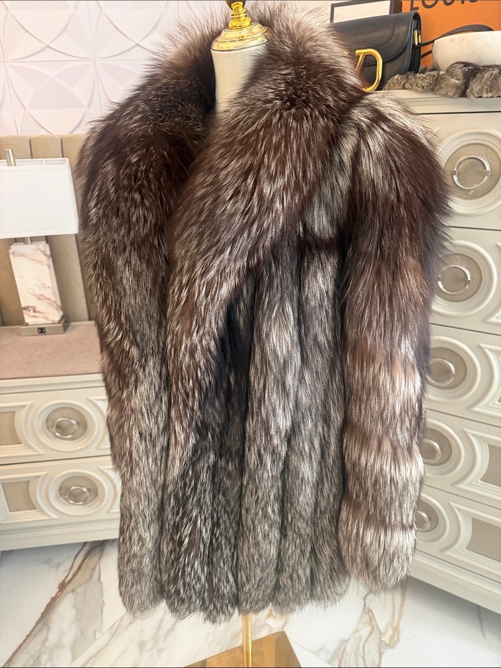 Real silver fox fur coat- high quality Japanese brand